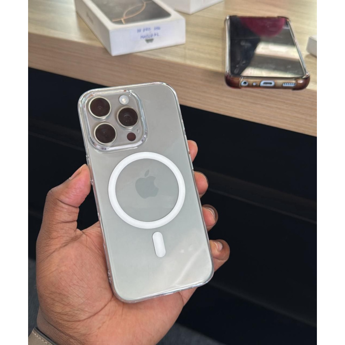 Magsafe Clear Case for iPhones - Image 3