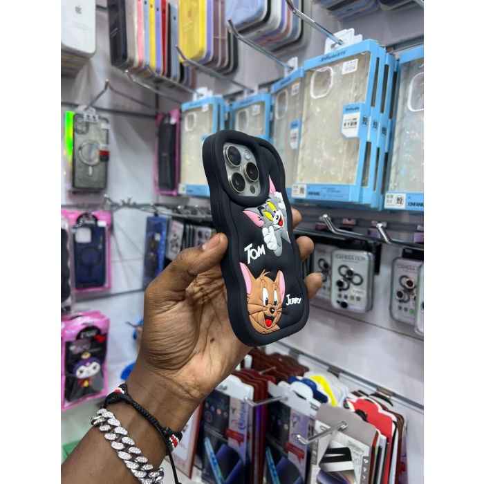 Tom and Jerry cases - Image 2